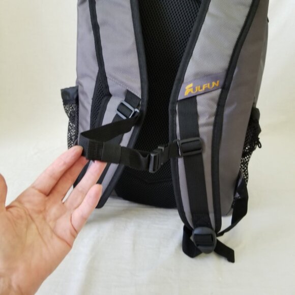 NEW! Roomy Backpack/Duffel/Sports/Travel Bag Top Load w/Padded Back & Straps main image 7